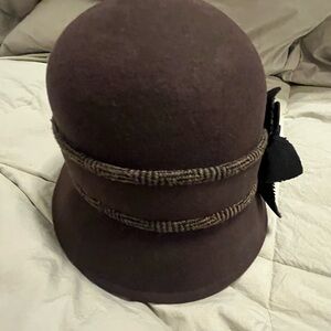 Scala Black Wool Cloche Hat in perfect condition